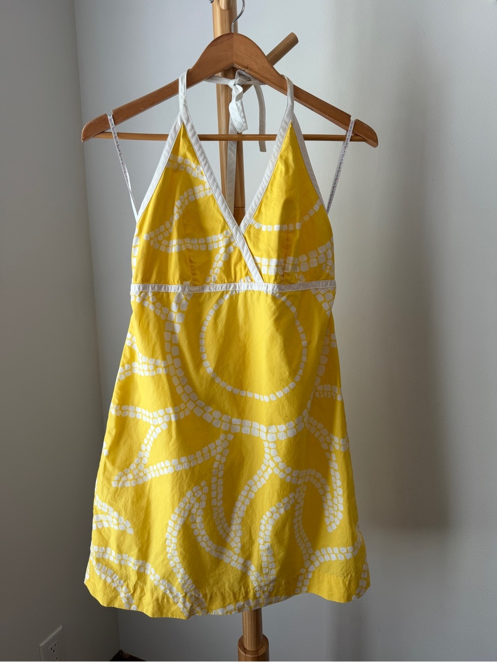 Lilly Pulitzer Yellow Halter Dress Size 4 100% Cotton Sundress